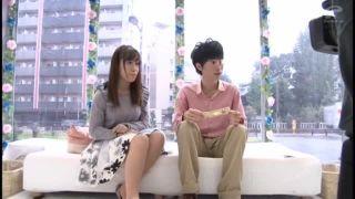 素人男女を誘いだし報酬をチラつかせてセックスさせる