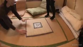 モデル級美女がエロティックなコスプレ姿でSEXしてスペルマ注入