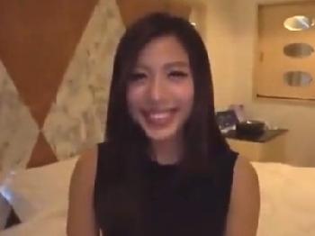 性行為に興味がありまくりな素人お姉さんをホテルでハメ撮りW