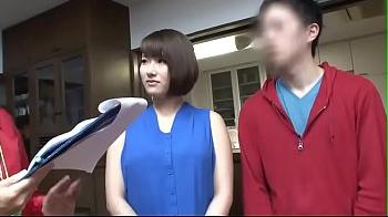 母親と息子を性行為させるというとんでもないエロ企画がスタートW