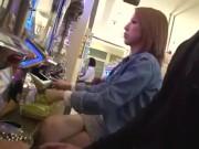 ギャンブルのやりすぎで借金を背負ったギャルに中出し交渉