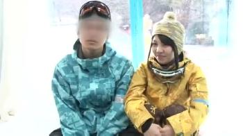 スキー場に設置されたアノ部屋に入った美少女がマッサージで避妊具なしの性行為