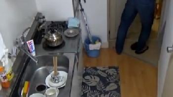 家事代行をお願いした熟女を口説きまくってカメラだらけの部屋で性行為する様子を盗撮W