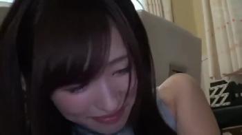 ペニス露出したら尺八ご奉仕してるだけで濡れてしまう禁欲中のスレンダー美女