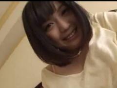 恥ずかしがり屋な巨乳素人娘とホテルでハメ撮り!!