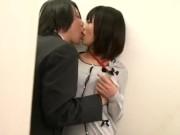 ムラっと興奮して耐えきれず会社内で男性社員を魅惑的に誘い性交する変態女性会社員W