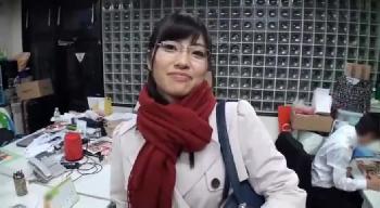 仕事疲れで癒しを求めて温泉旅行に行ったのに常にHリクエストされ挿入される女性会社員W