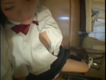 ナンパで捕まえて美少女女子校生に媚薬を飲ませてハメ撮りした全てを撮影