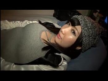 いい年した素人人妻にコスプレさせて挿入する