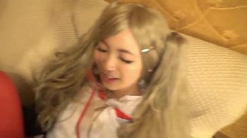 コスプレ美女にコンドーム非装着で膣内射精する