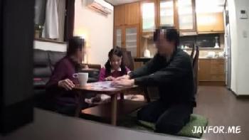 妹を夜這いする非道な兄→禁断の肉親性交で涙の中出し