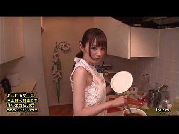 眼鏡の似合う美女会社員が彼氏との同棲生活でSEXし放題