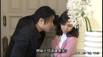 夫の借金を背負ってしまった美魔女が借金取りに迫られ中出し性交するW