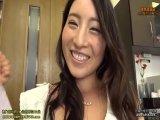 性的欲望が爆発寸前な美貌の人妻宅で夫不在中にAV撮影