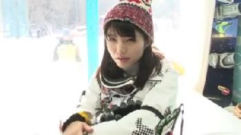 マジックミラー号で騙されて女性器へ直射精されてマッサージ師をガン睨みする美女