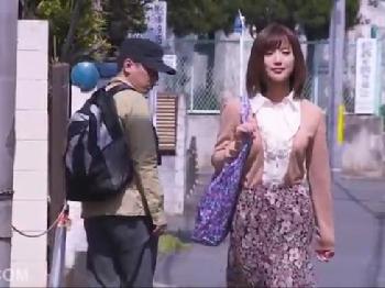 可愛い人妻が眠らされ隣人に性的暴行膣内射精される