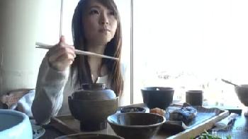 ご飯おごられただけで中出し許すコスパ抜群のとても綺麗な人妻