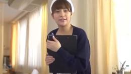 お気に入りの患者に胸元全開でアピールして勃起させ手コキする変態ナースW