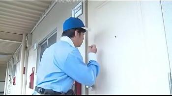 夫が出社したらオナニーするも満足できず様々な男を魅惑的に誘いSEXする背徳人妻W