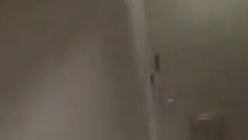 家に来た若い男にくっついたりパンチラさせたりして官能的に誘いSEXに持ち込む巨乳人妻W