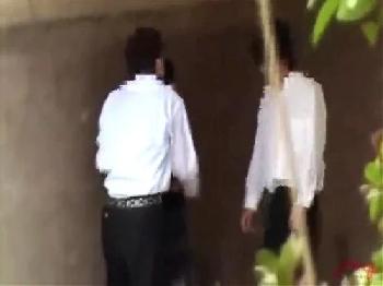 カップルたちの野外での秘密の行為を密かにと盗撮!車内でのSEXや公衆便所での禁断の風景を完全収録