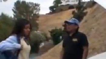 異国の地で現地のギャル女子校生とハメ撮りしてオメコへ挿入したまま射精したいい思い出