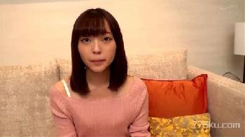 ナンパした清純系の看護学生がお金につられて性行為を了承