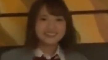 キュートな女子校生デリヘル嬢に本番交渉したら了承してくれたのでハードピストン性交