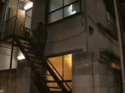 真っ昼間からジジイとその娘の禁断SEXが繰り広げられ喘ぎ声が近所に響き渡る