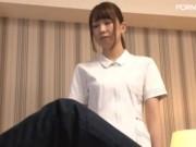 男性患者を顔が赤くなる姿にさせて痴女責めして病気を治する変態ナース