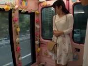 結婚10年目のとても綺麗な人妻が太くて大きいペニスを見せつけられ即発情して不貞性交