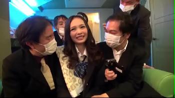 フェラチオだけ…と言われた美少女女子校生→もちろんそれだけで終わるはずがありません