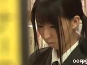 本屋で参考書を探していた清楚な美少女が一瞬にしてペニスを挿入され中出し強姦