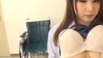 検診に来た巨乳美少女女子校生に触診で好き放題揉みまくり中出し強姦する外道医師