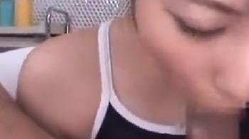 巨乳美少女ソープランド嬢はそびえ立った巨根を自ら挿入させて子宮へ直接射精させます