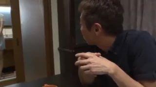 オナニーを息子に見られてからイケナイ行為を続けるようになった巨乳ママ