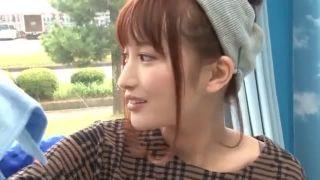 素股だけと言われて受け入れた美少女は気持ち良くなって挿入を許します