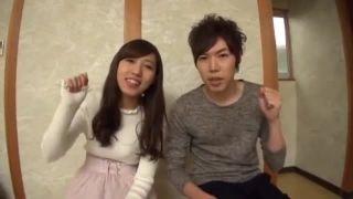 混浴風呂に入れられてしまった素人男女は2人きりの空間に耐えられず挿入始めます