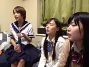 美少女4人組が素人男性を夢のハーレム筆おろし