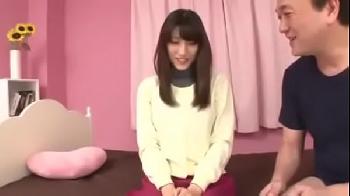 ドキドキしながら初撮影に臨む素人娘→ペニスしゃぶれば完全に牝化する