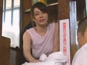 廃れた銭湯だったのが巨乳アルバイトが劣情をかき立てるサービスを開始すると大繁盛