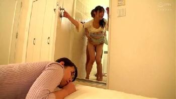 彼女と熱々なのにお姉さんから否応なしに官能的に誘われたのでヤるしかありませんでした