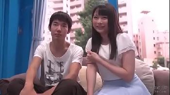 カップルをナンパしてマッサージと言葉巧みに騙して彼氏を外に出して彼女を凌辱するエロ企画