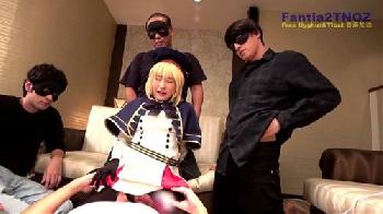 童顔美少女コスプレーヤーは複数の男から挿入されすぎて精神も肉体も崩壊します