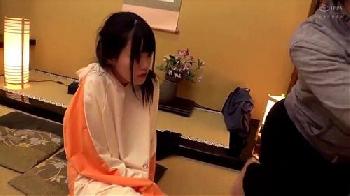 付き合っている彼女が絶対にヤラせてくれないのに凄絶輪姦されてビッチ化する