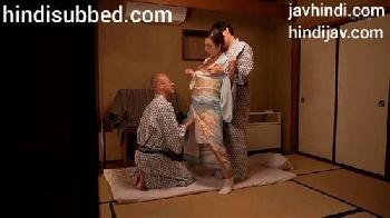 旅館の若女将はお客様からの性的なリクエストにもしっかり答えて大人気に