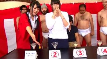 セクロスなゲームに参加させられた巨乳娘は罰ゲームで彼氏の前で中出し交尾されます