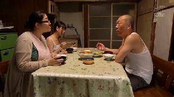 淫靡な爺様によってがっつり調教されてしまい全身性感帯になった美少女