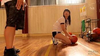 巨乳で名器な女子マネがセクロスな応援をしてくれるので部員が元気になります