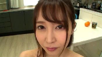 彼女と熱々なのに彼女のお姉さんが痴女ってくるので困ります